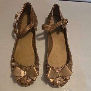 Dreamed By Melissa Gold Bow Flats with Ankle Strap US 8 Eur 39